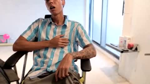 Snapshot of elchicletv chatting on September 12, 11:04 pm El CHICLE TV - SHOW online show from September 12, 11:04 pm