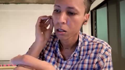 Snapshot of elchicletv chatting on September 22, 2:46 am El CHICLE TV - SHOW online show from September 22, 2:46 am