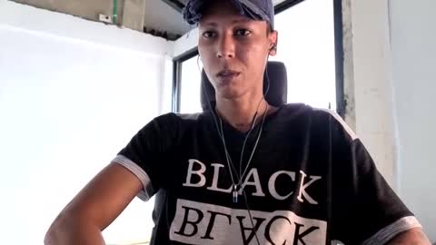 Snapshot of elchicletv chatting on October 4, 7:45 pm El CHICLE TV - SHOW online show from October 4, 7:45 pm