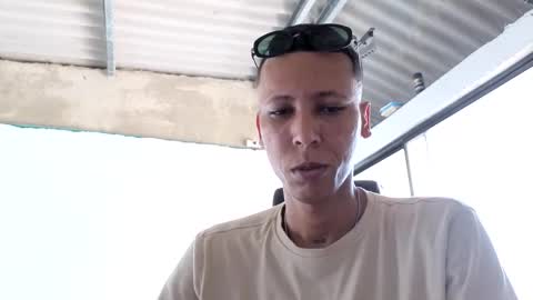 Snapshot of elchicletv chatting on October 8, 6:49 pm El CHICLE TV - SHOW online show from October 8, 6:49 pm