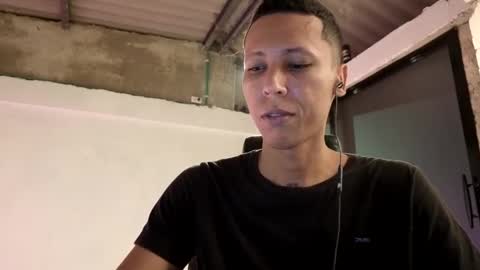 Snapshot of elchicletv chatting on October 14, 6:14 am El CHICLE TV - SHOW online show from October 14, 6:14 am