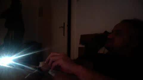 Snapshot of elcretinmo chatting on November 25, 3:50 am elcretinmo online show from November 25, 3:50 am