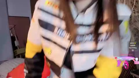 Elecktra online show from January 5, 7:50 pm