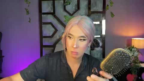 electra_gosselin online show from June 11, 2:11 am