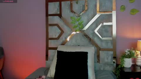 electra_gosselin online show from July 29, 1:15 am