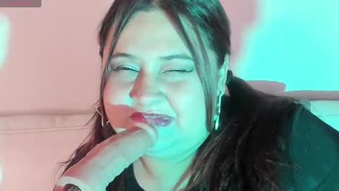 Snapshot of electrabig_xxx chatting on November 7, 4:12 am Electra online show from November 7, 4:12 am