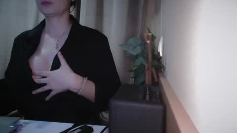 Julia Follow me on Onlyfansju grosroberts online show from February 26, 9:16 pm