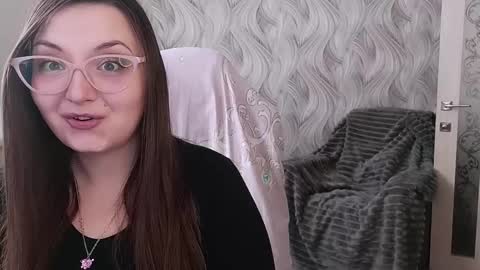 Snapshot of elegant_audacity chatting on February 21, 9:13 am Rachel online show from February 21, 9:13 am