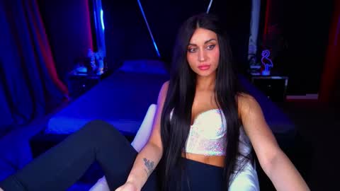 elegant_mysterious online show from September 14, 2:44 am