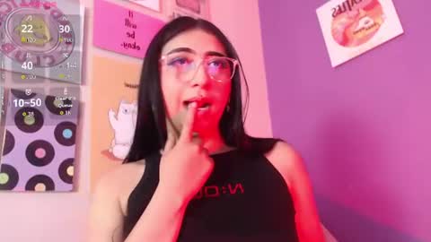 Snapshot of elek_tra1 chatting on June 10, 4:56 am elek_tra1 online show from June 10, 4:56 am