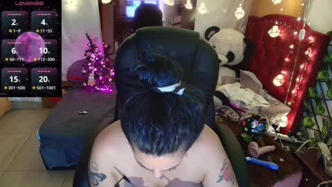 elektra online show from December 3, 8:05 am