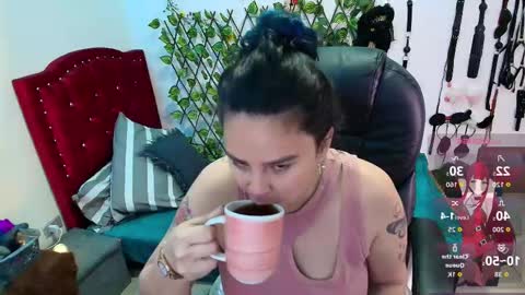 elektra online show from October 31, 12:17 pm