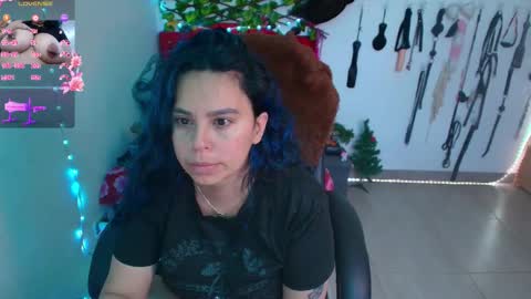 Snapshot of elektra_32 chatting on February 21, 1:56 pm elektra online show from February 21, 1:56 pm