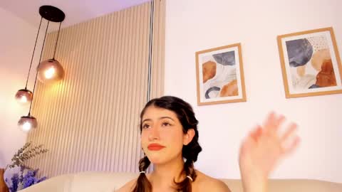 Snapshot of elena_dolce chatting on May 15, 11:23 pm Elena online show from May 15, 11:23 pm