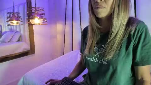 Elena online show from June 14, 6:54 pm