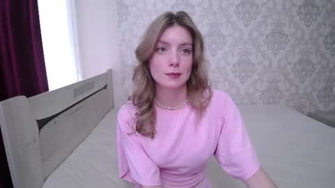 Snapshot of elena_vysotskaya chatting on June 16, 9:12 am Elena online show from June 16, 9:12 am