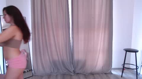 Snapshot of elena_vysotskaya chatting on July 16, 7:03 am Elena online show from July 16, 7:03 am