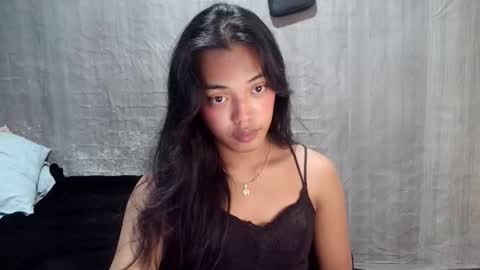 elenacum online show from December 23, 4:32 am