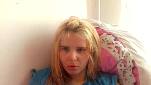 Snapshot of elenaflirt chatting on March 19, 1:59 pm Elena online show from March 19, 1:59 pm