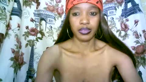 elenah013 online show from November 16, 6:30 am