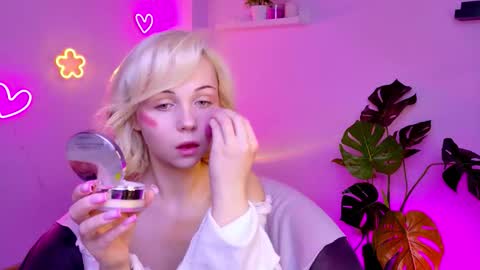 elenamonroe_ online show from March 15, 4:29 am