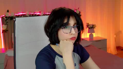 Miss Elena online show from February 2, 7:01 pm