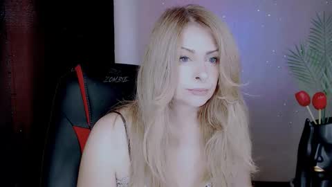 Elli online show from October 12, 6:12 am