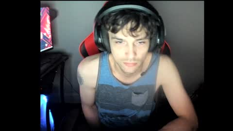 Snapshot of elephantrunkman chatting on January 1, 6:47 am elephantrunkman online show from January 1, 6:47 am