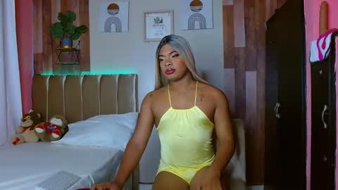 eletrabrowns online show from October 16, 6:03 am