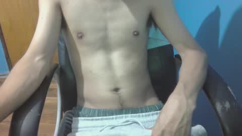 Snapshot of eleutheri4 chatting on February 14, 1:56 am xtal online show from February 14, 1:56 am