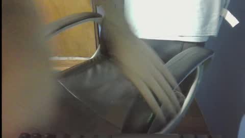 Snapshot of eleutheri4 chatting on February 14, 4:58 am xtal online show from February 14, 4:58 am