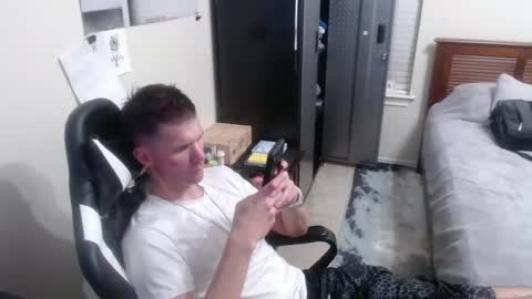 Walker online show from October 3, 3:58 am