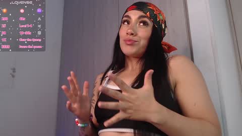 Millie bobby online show from December 14, 11:29 am