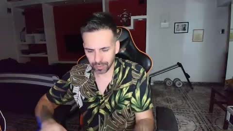 Snapshot of elfetas chatting on December 19, 4:13 am elfetas online show from December 19, 4:13 am