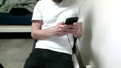 Snapshot of elfideo75 chatting on March 22, 3:21 am elfideo75 online show from March 22, 3:21 am