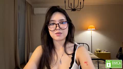 Snapshot of elfredaruckle chatting on March 3, 6:47 pm Aira online show from March 3, 6:47 pm