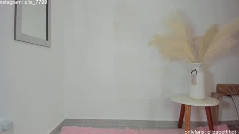 Elizabeth online show from October 16, 7:15 pm