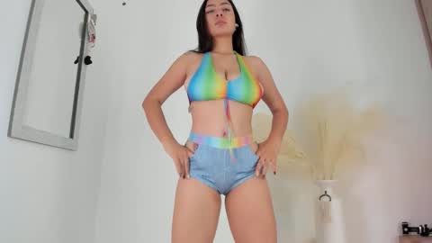 Elizabeth online show from February 4, 6:47 pm