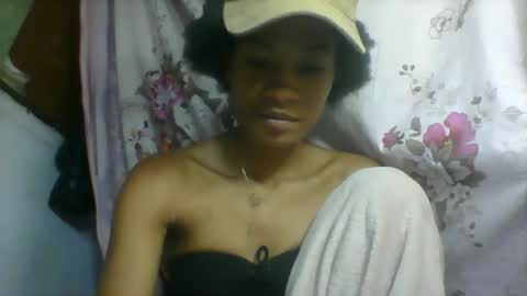 elia011 online show from June 2, 6:48 am