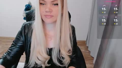 Ella online show from December 28, 8:37 am