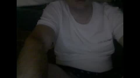 Snapshot of eliassxxx chatting on December 19, 2:29 am eliassxxx online show from December 19, 2:29 am