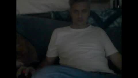 Snapshot of eliassxxx chatting on December 20, 7:37 am eliassxxx online show from December 20, 7:37 am