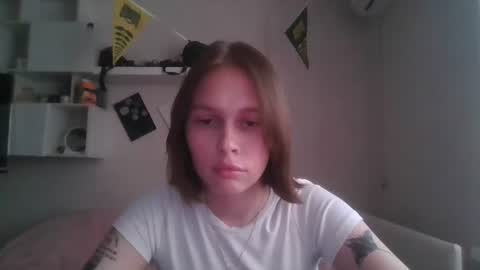 Snapshot of elicandy_ chatting on June 23, 4:05 pm elicandy_ online show from June 23, 4:05 pm
