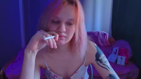 elieiza_xo online show from March 20, 9:25 am
