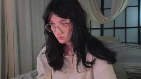 Ellie online show from September 26, 8:24 pm