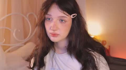 Ellie online show from October 8, 5:27 am