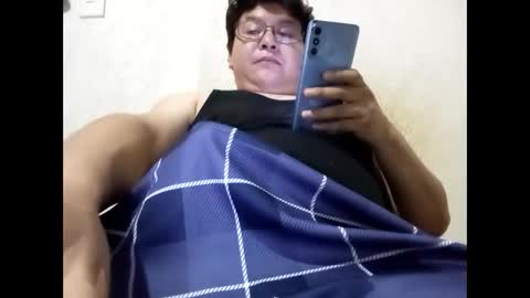 elimposstor online show from October 1, 7:09 pm