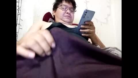 elimposstor online show from January 8, 1:13 pm