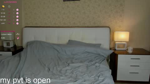 Elina online show from October 1, 1:22 am