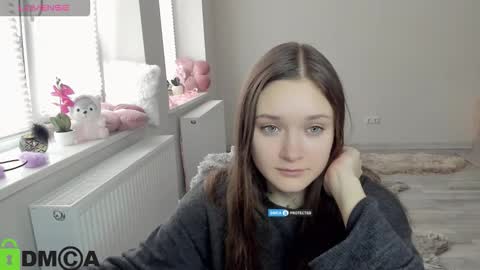 Snapshot of elina_x chatting on March 28, 8:25 am elina_x online show from March 28, 8:25 am